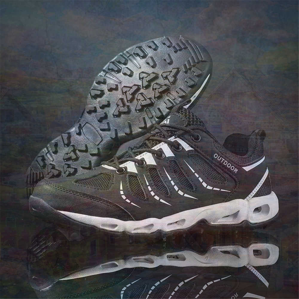 Sumer Round Tip Silver Sneaker - огляд і ціна Travel Accessories As Gifts